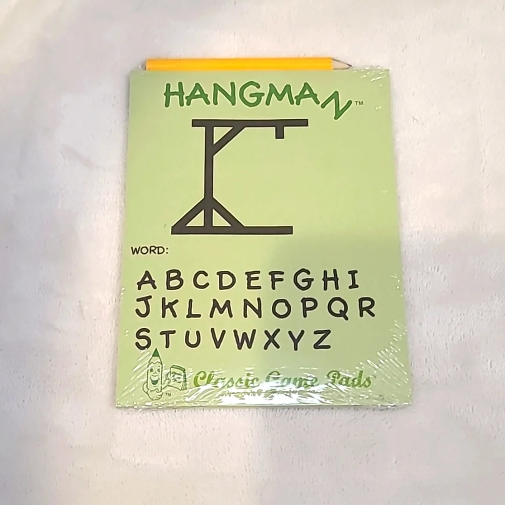 Classic Game Pads Travel/Vacation Set - Tic Tac Toe/Hangman/Dot to Dot NIB/NWT